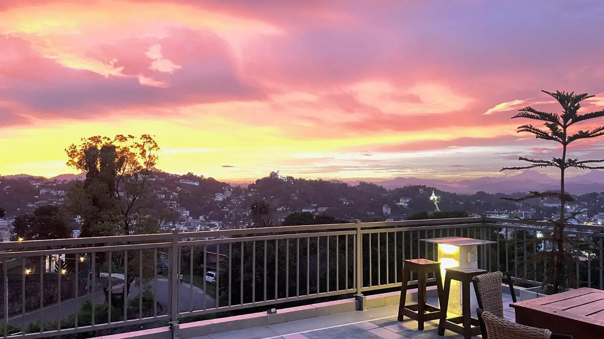 Sun Dove Suite Kandy Sri Lanca